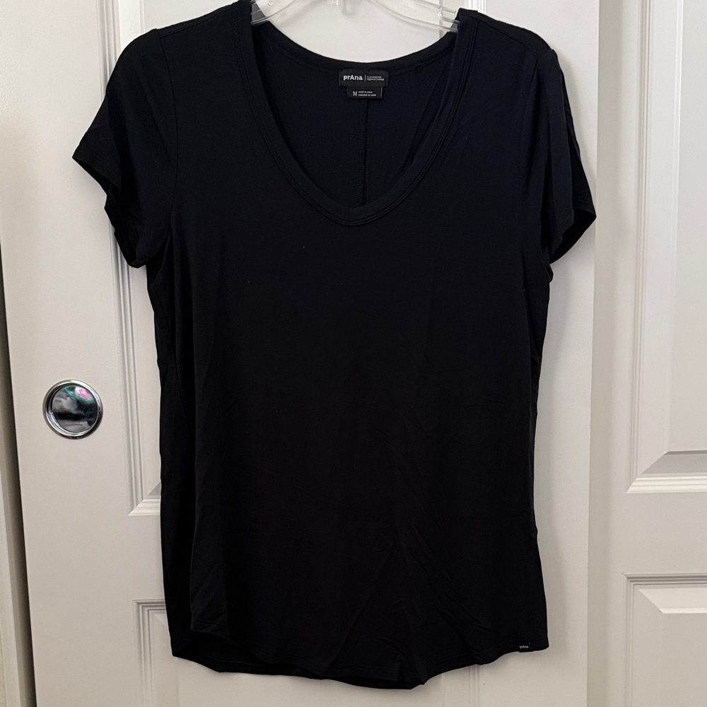 Prana Foundation 365 V-Neck Top Women's black size M